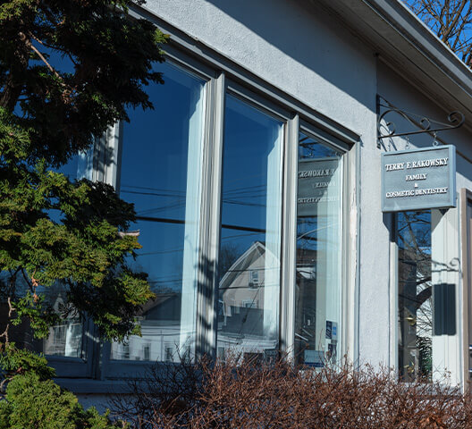 Sign outside the dental office of Terry F Rakowsky DMD